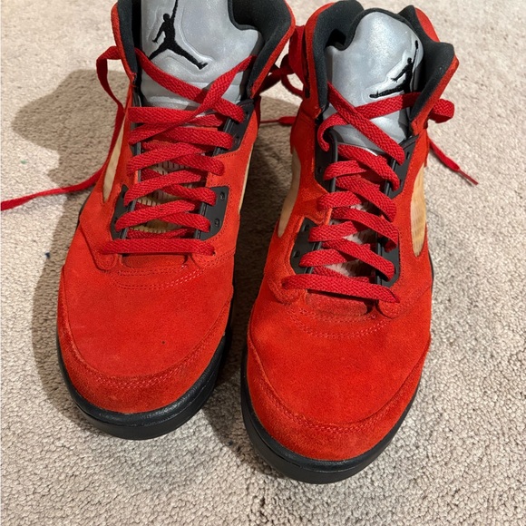 Jordan Retro 5 Raging Bull - Picture 2 of 6
